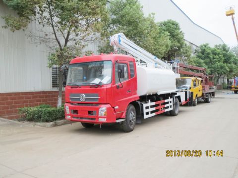 天锦洒水车高空车